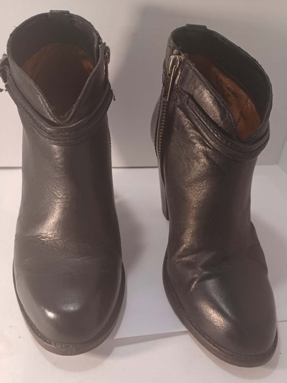 Frye Black Leather Ankle Boots Size 7